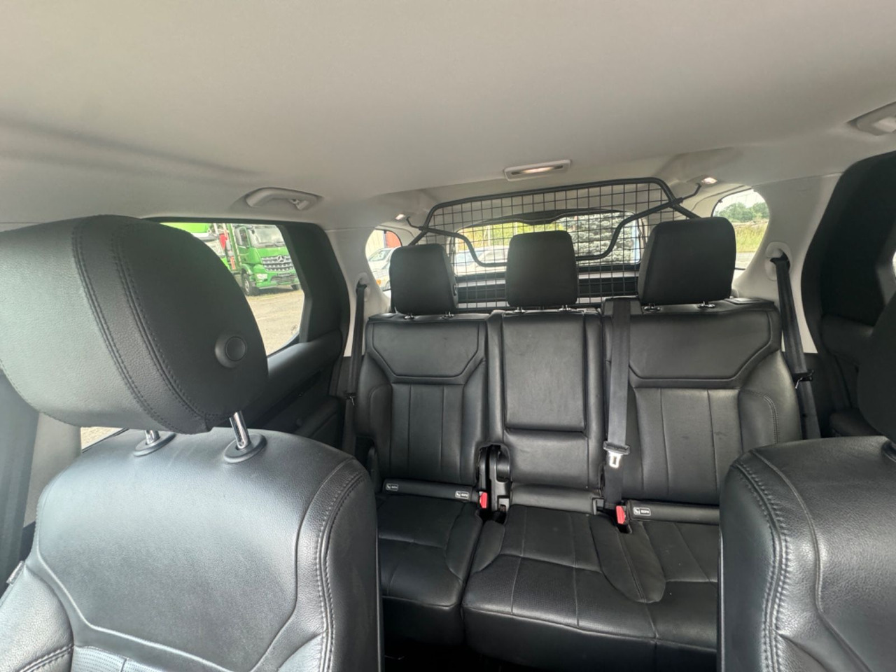 SUVSUV Land Rover Discovery 5 SE TD6: slika 11