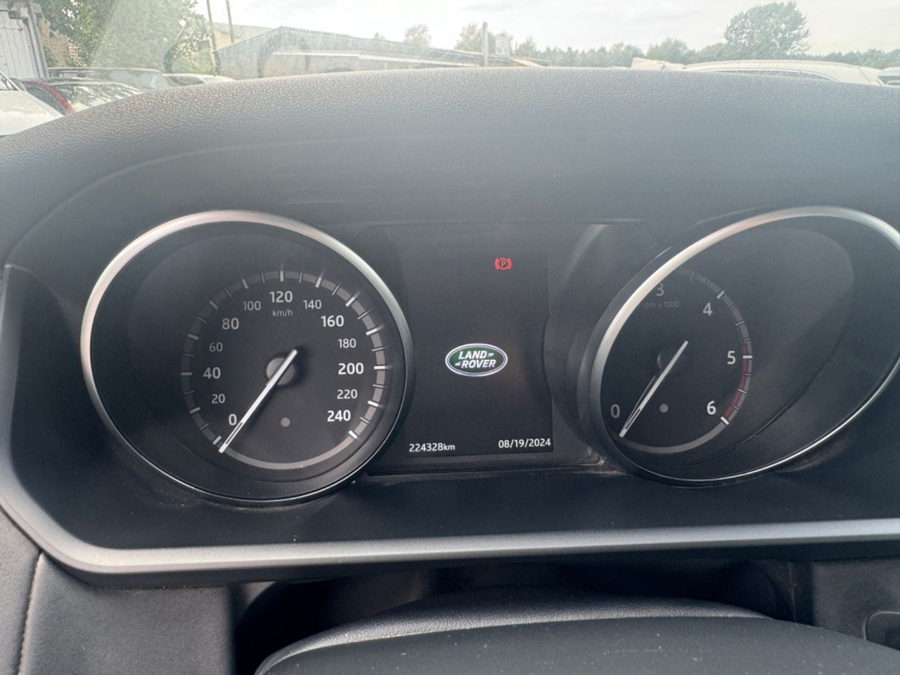 SUVSUV Land Rover Discovery 5 SE TD6: slika 10