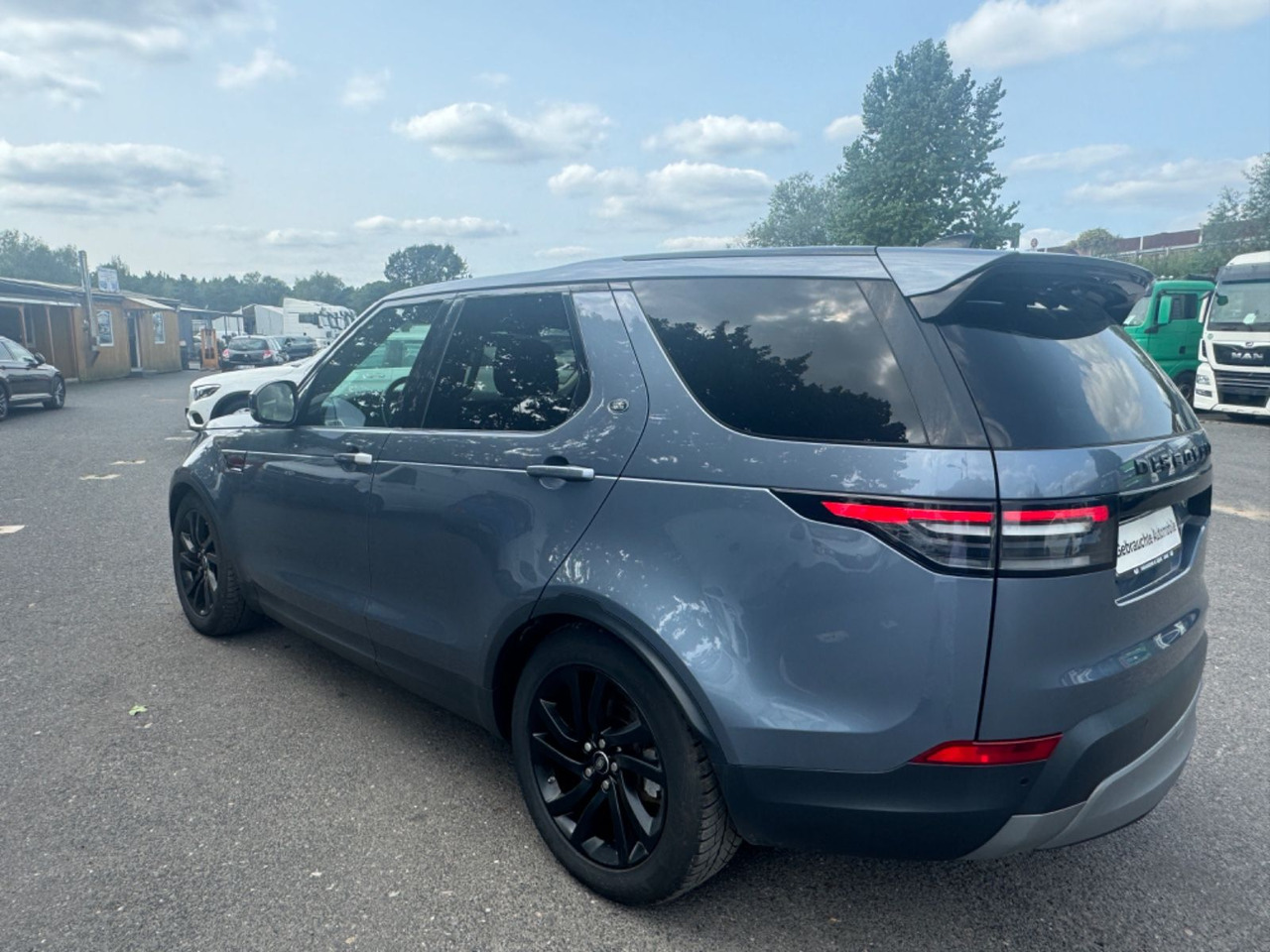 SUVSUV Land Rover Discovery 5 SE TD6: slika 6
