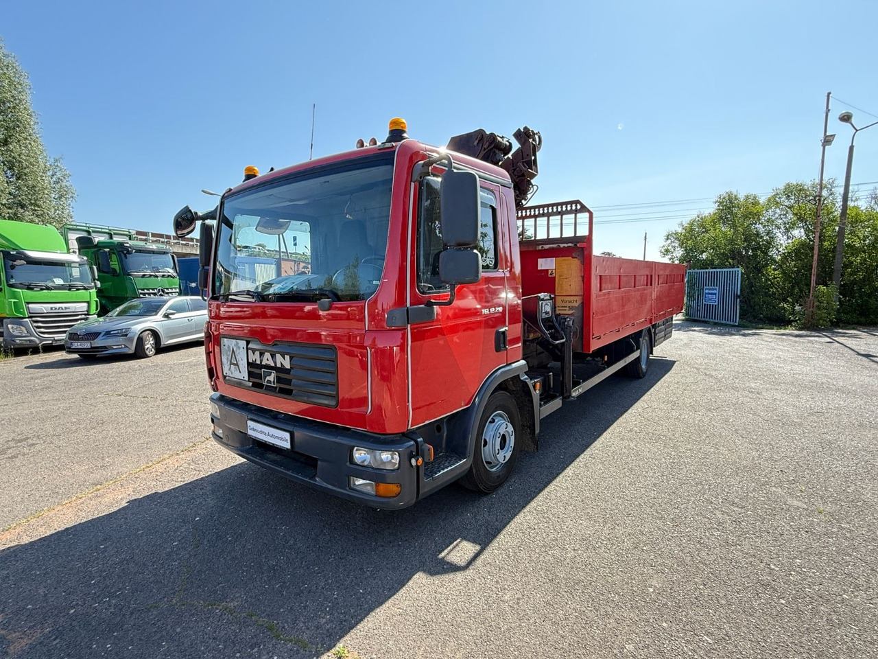 MAN TGL 12.210 mit Kran - Kamion sa tovarnim sandukom, Kamion sa dizalicom: slika 3 MAN TGL 12.210 mit Kran - Kamion sa tovarnim sandukom, Kamion sa dizalicom: slika 3
