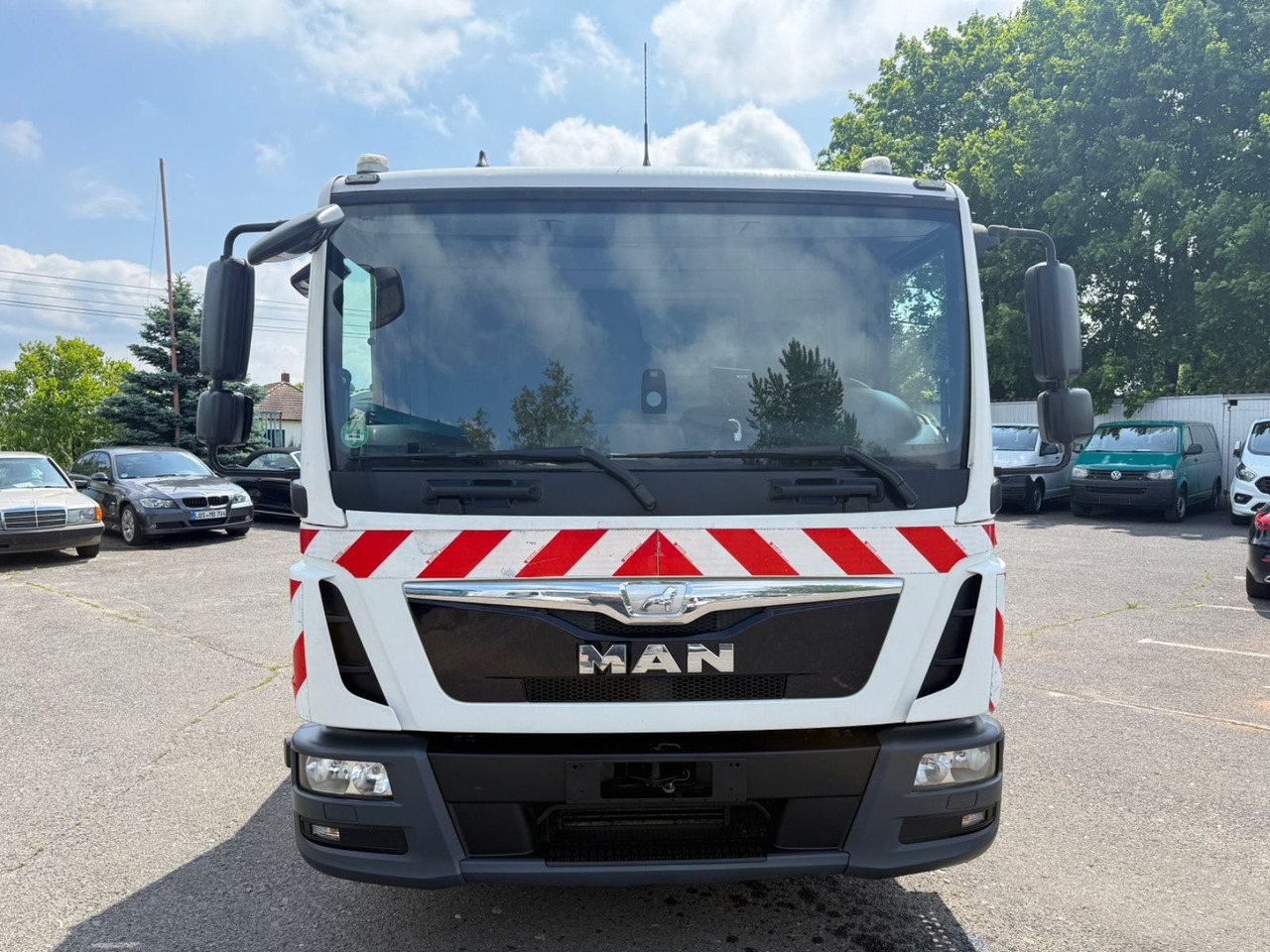 MAN TGL 8.180 - Kamion sa tovarnim sandukom: slika 1 MAN TGL 8.180 - Kamion sa tovarnim sandukom: slika 1