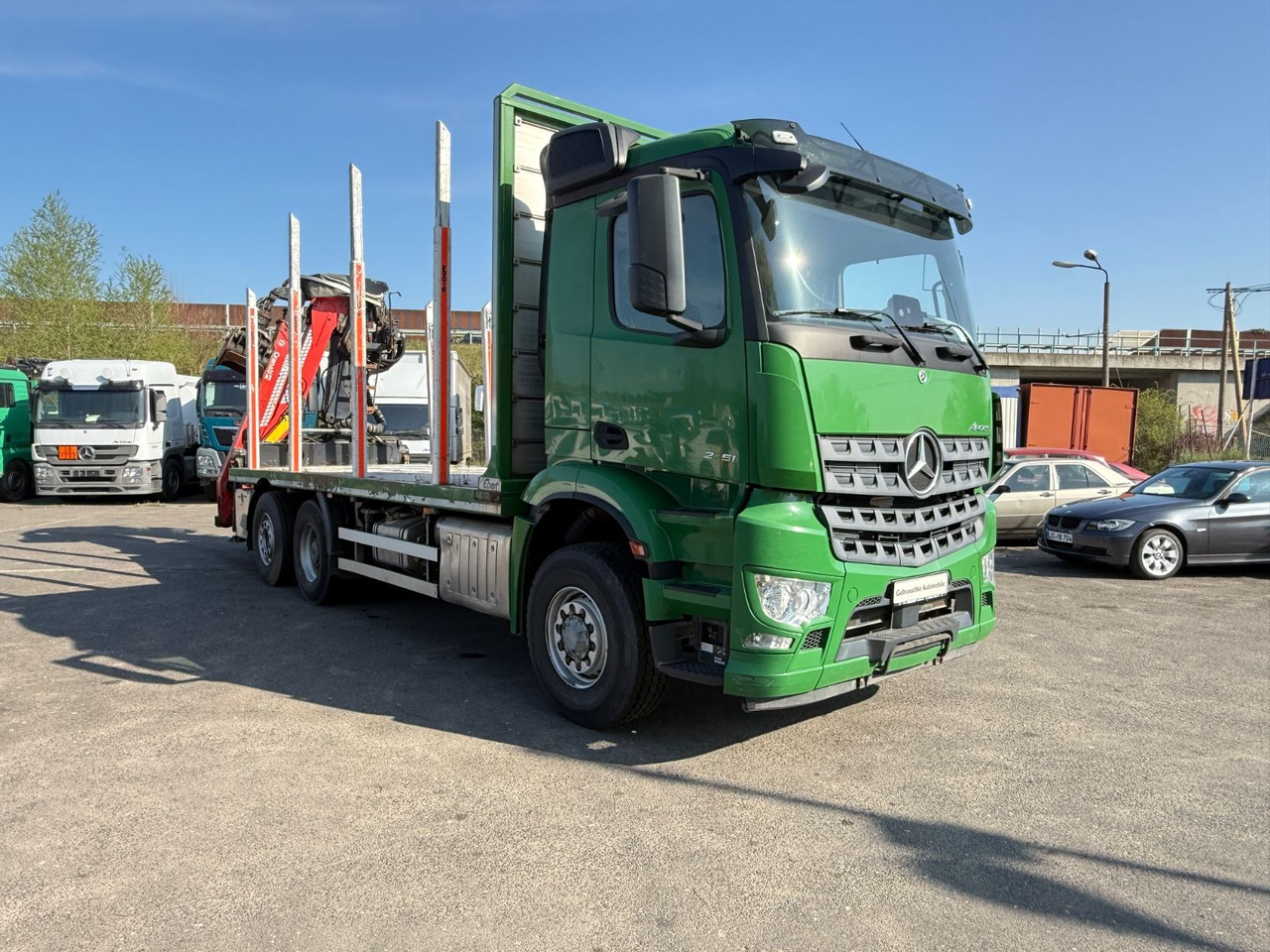 Mercedes-Benz Actros 2571 Holztransporter mit Kran - Šticar, Kamion sa dizalicom: slika 2 Mercedes-Benz Actros 2571 Holztransporter mit Kran - Šticar, Kamion sa dizalicom: slika 2