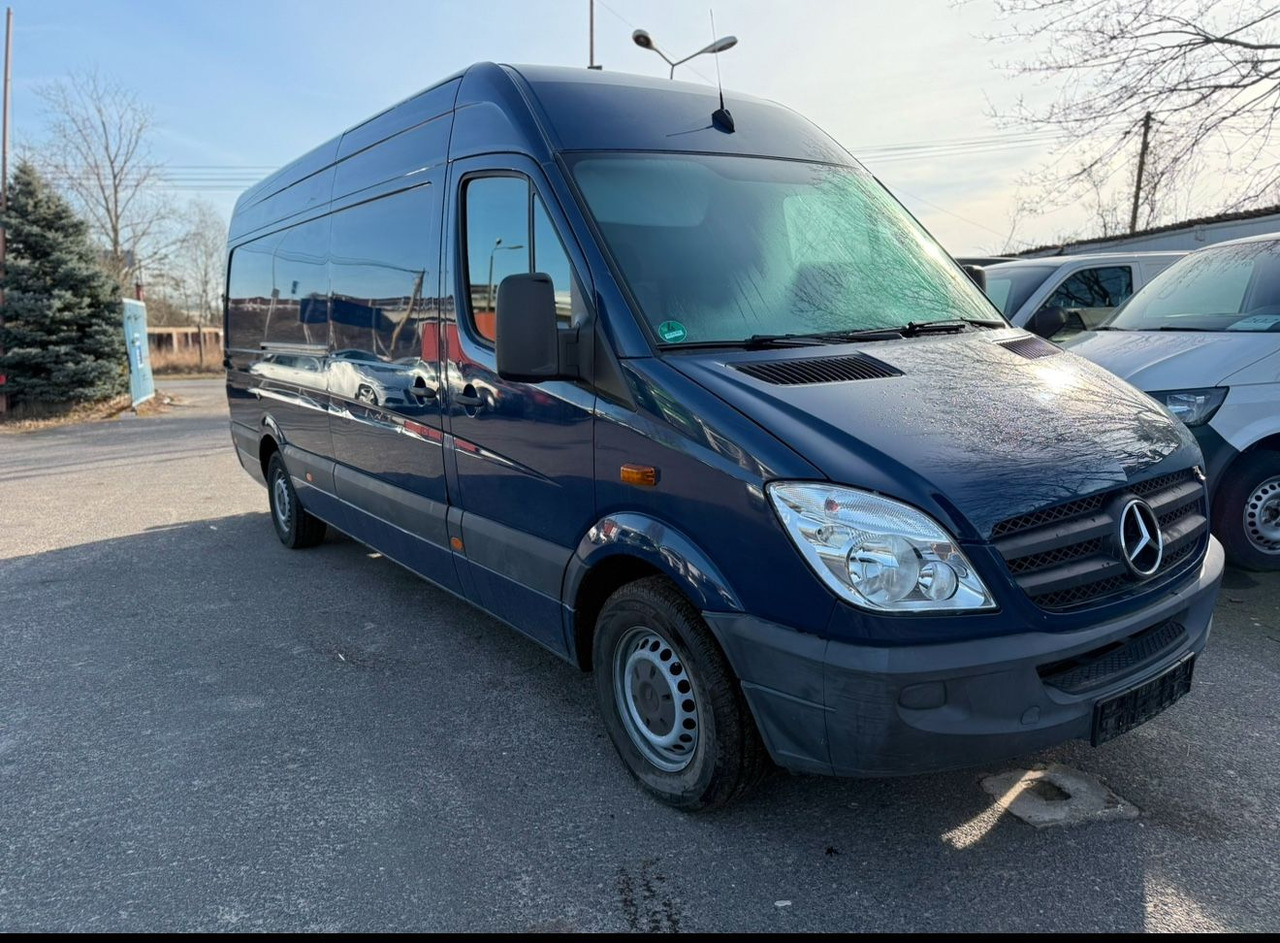 Mercedes-Benz Sprinter Kasten 316 CDI - Furgon: slika 2 Mercedes-Benz Sprinter Kasten 316 CDI - Furgon: slika 2