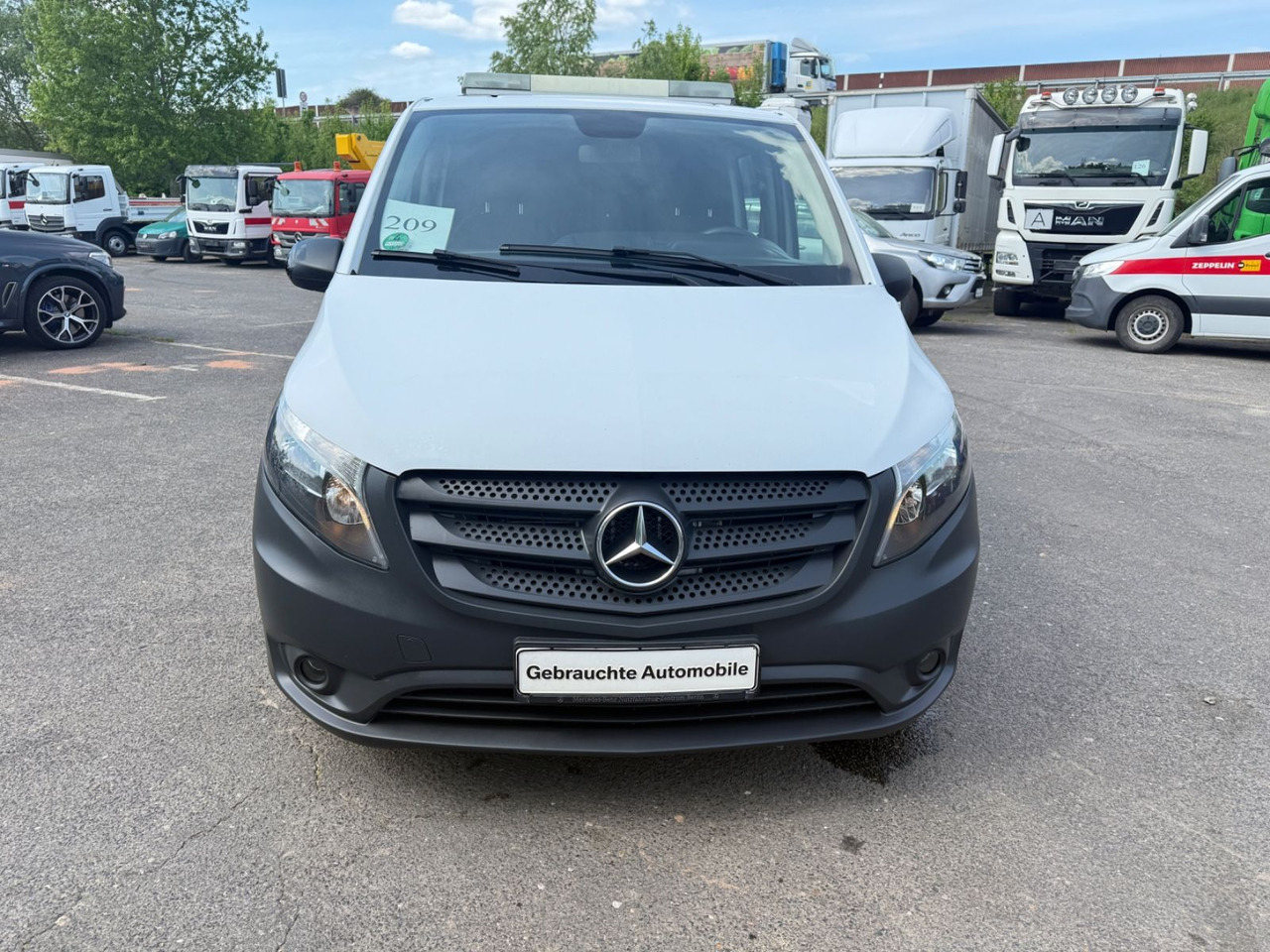 Mercedes-Benz Vito Mixto 116 CDI Lang - Mali kombi: slika 1 Mercedes-Benz Vito Mixto 116 CDI Lang - Mali kombi: slika 1