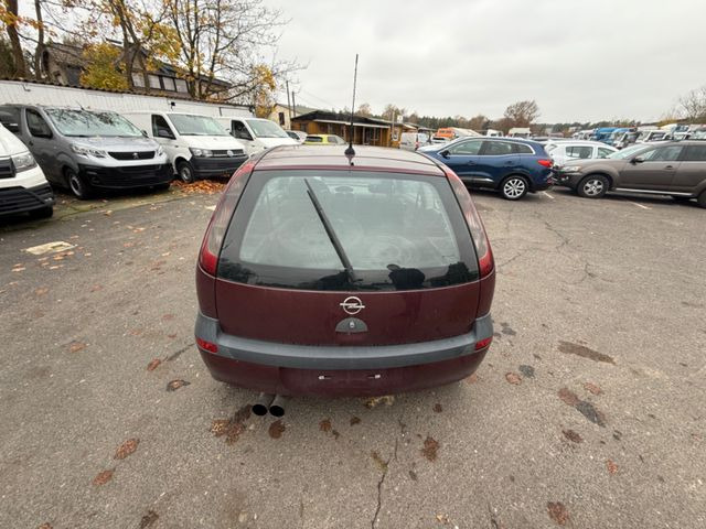 Opel Corsa 1.4 16V Elegance - Limuzina: slika 5 Opel Corsa 1.4 16V Elegance - Limuzina: slika 5