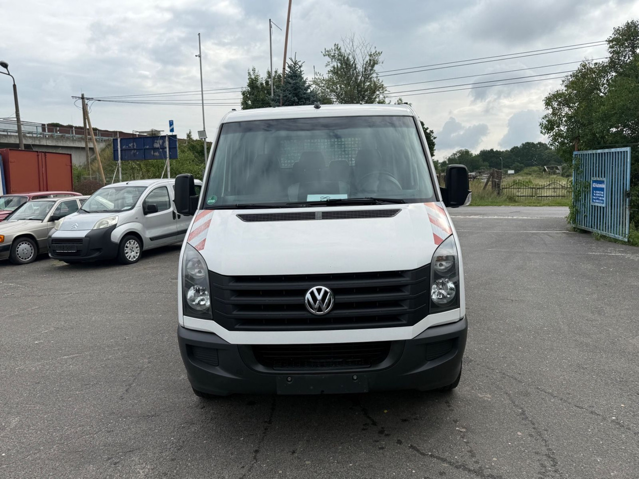 Volkswagen Crafter Pritsche 35 mittel L2 Doppelkabine - Dostavno vozilo sa otvorenom sandukom, Dostavno vozilo sa duplom kabinom: slika 1 Volkswagen Crafter Pritsche 35 mittel L2 Doppelkabine - Dostavno vozilo sa otvorenom sandukom, Dostavno vozilo sa duplom kabinom: slika 1