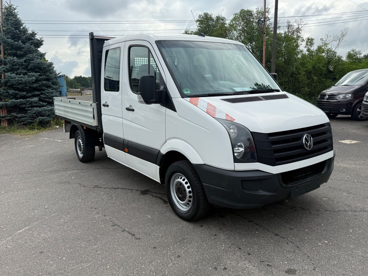 Volkswagen Crafter Pritsche 35 mittel L2 Doppelkabine - Dostavno vozilo sa otvorenom sandukom, Dostavno vozilo sa duplom kabinom: slika 2 Volkswagen Crafter Pritsche 35 mittel L2 Doppelkabine - Dostavno vozilo sa otvorenom sandukom, Dostavno vozilo sa duplom kabinom: slika 2