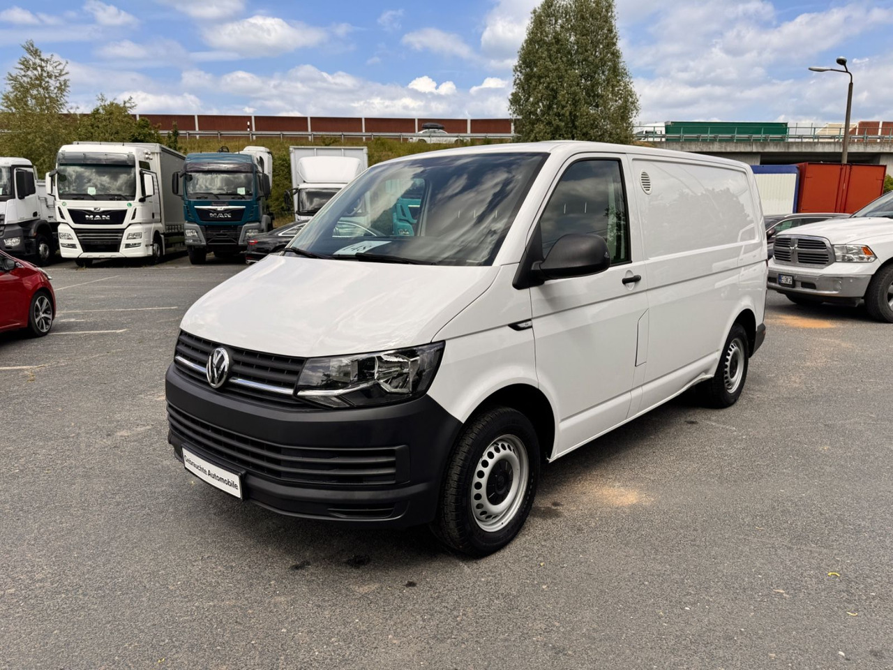 Volkswagen T6 Transporter 2.0 TDI 49 tkm - Mali kombi: slika 3 Volkswagen T6 Transporter 2.0 TDI 49 tkm - Mali kombi: slika 3
