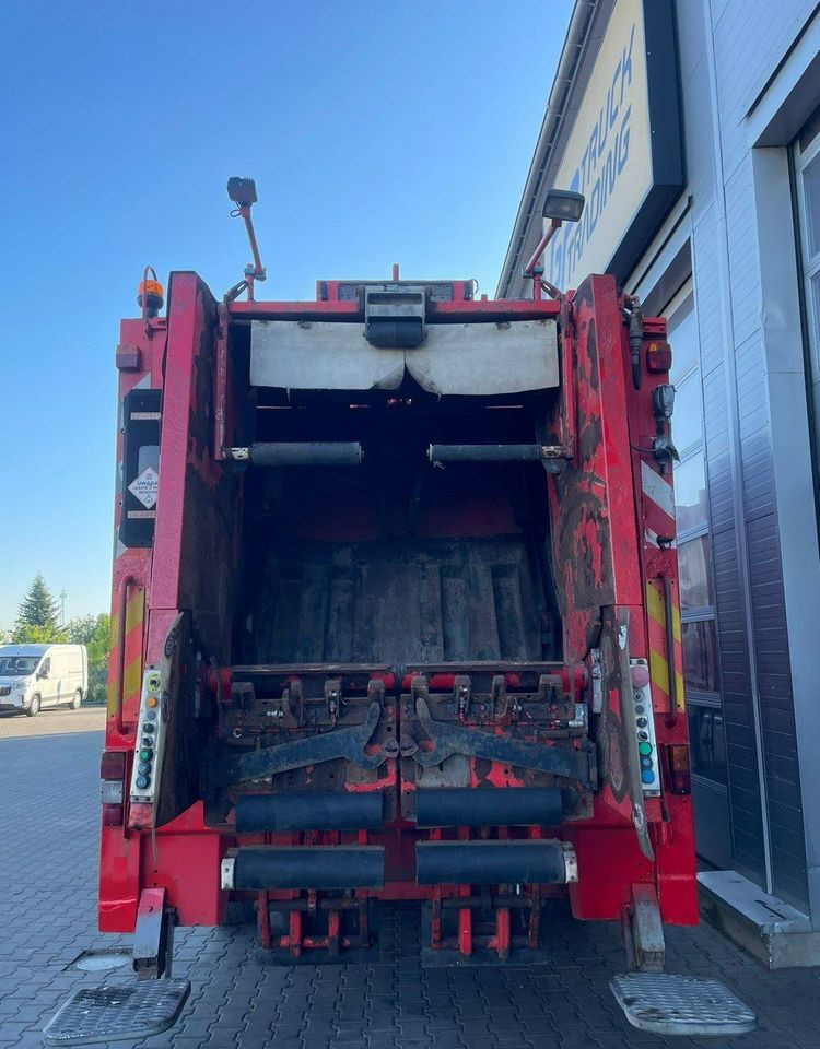 Kamion za smeće MAN TGA 26.320: slika 9