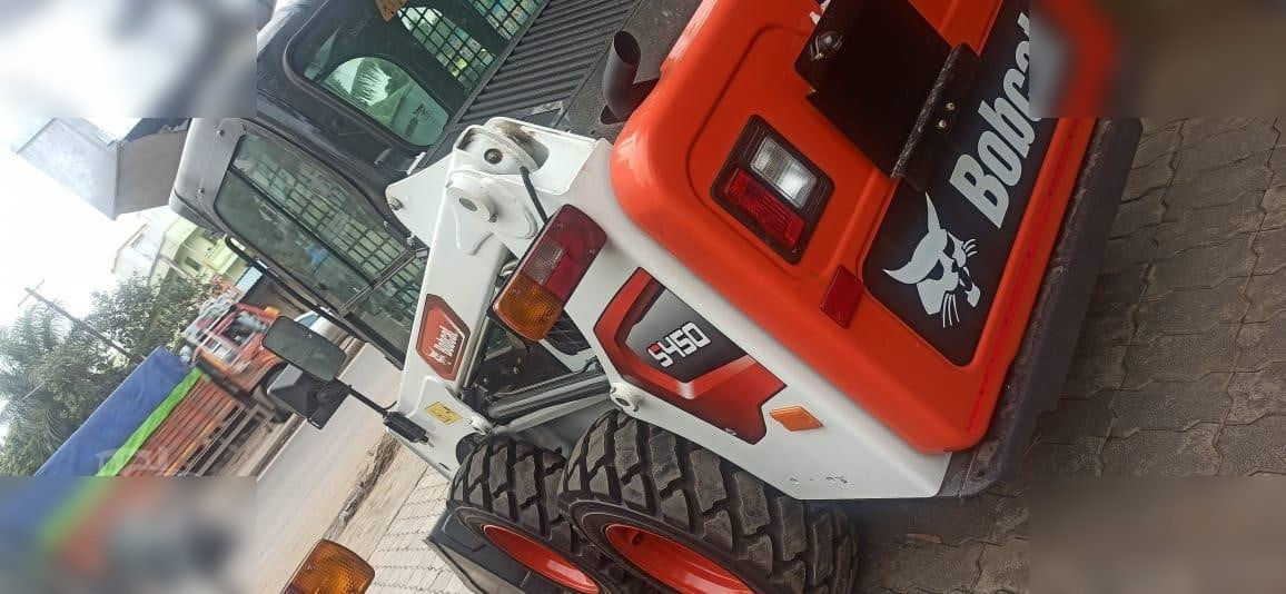BOBCAT S450 - Mini utovarivač: slika 1 BOBCAT S450 - Mini utovarivač: slika 1