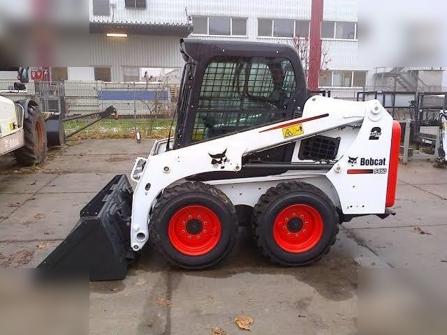 BOBCAT S450 - Mini utovarivač: slika 3 BOBCAT S450 - Mini utovarivač: slika 3
