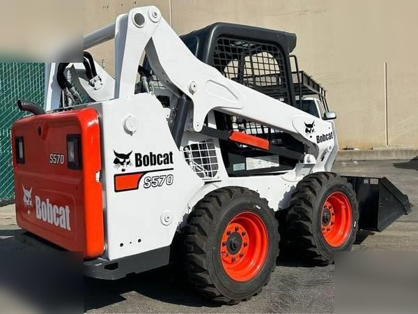 BOBCAT S590 - Mini utovarivač: slika 2 BOBCAT S590 - Mini utovarivač: slika 2