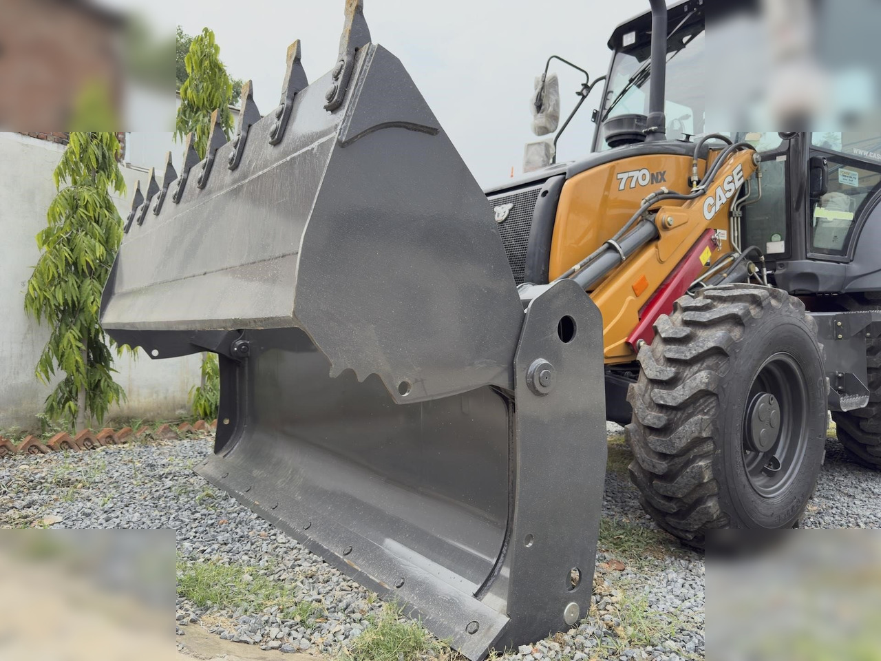 CASE 770NX MAGNUM - Bager utovarivač: slika 4 CASE 770NX MAGNUM - Bager utovarivač: slika 4