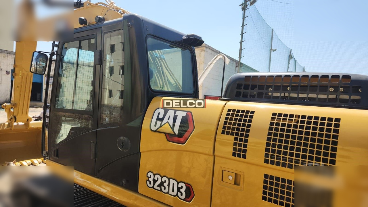 CATERPILLAR 323D3 - Bager guseničar: slika 5 CATERPILLAR 323D3 - Bager guseničar: slika 5