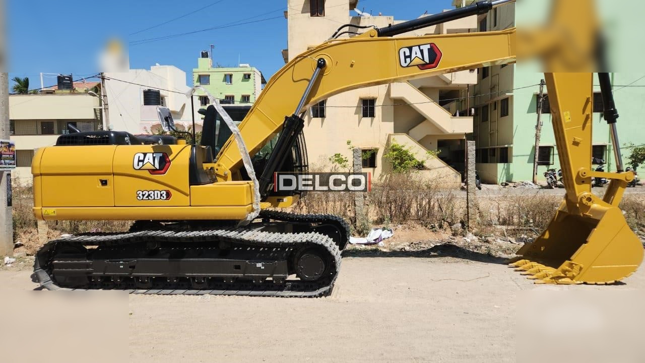 CATERPILLAR 323D3 - Bager guseničar: slika 2 CATERPILLAR 323D3 - Bager guseničar: slika 2