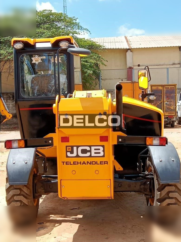 Teleskopski upravljač novi JCB 530-70: slika 10