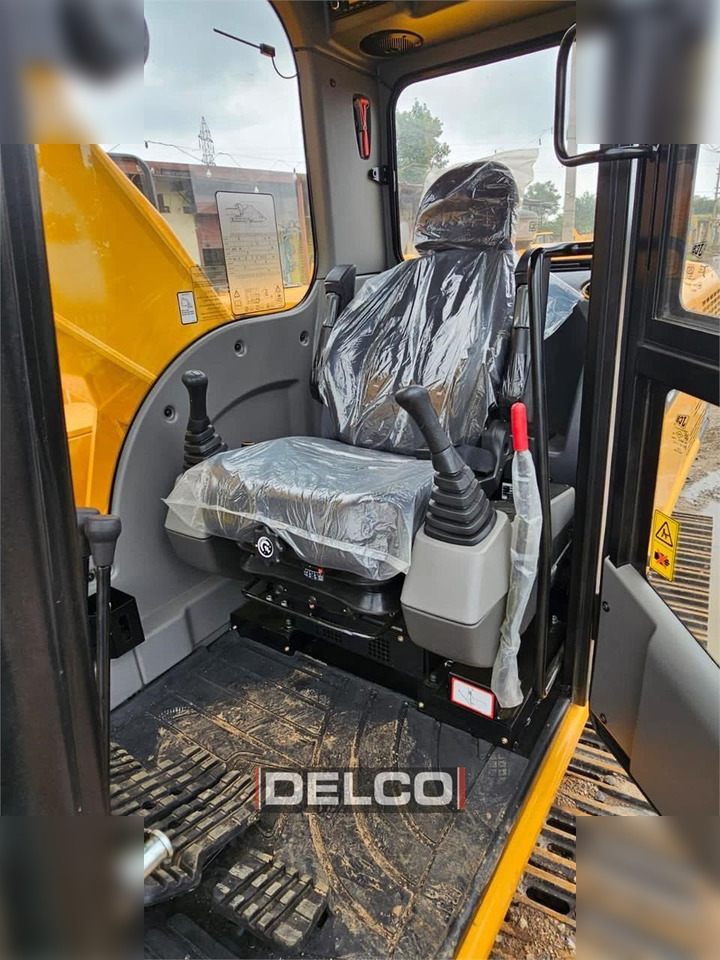 Bager guseničar novi JCB NXT215 LC: slika 15