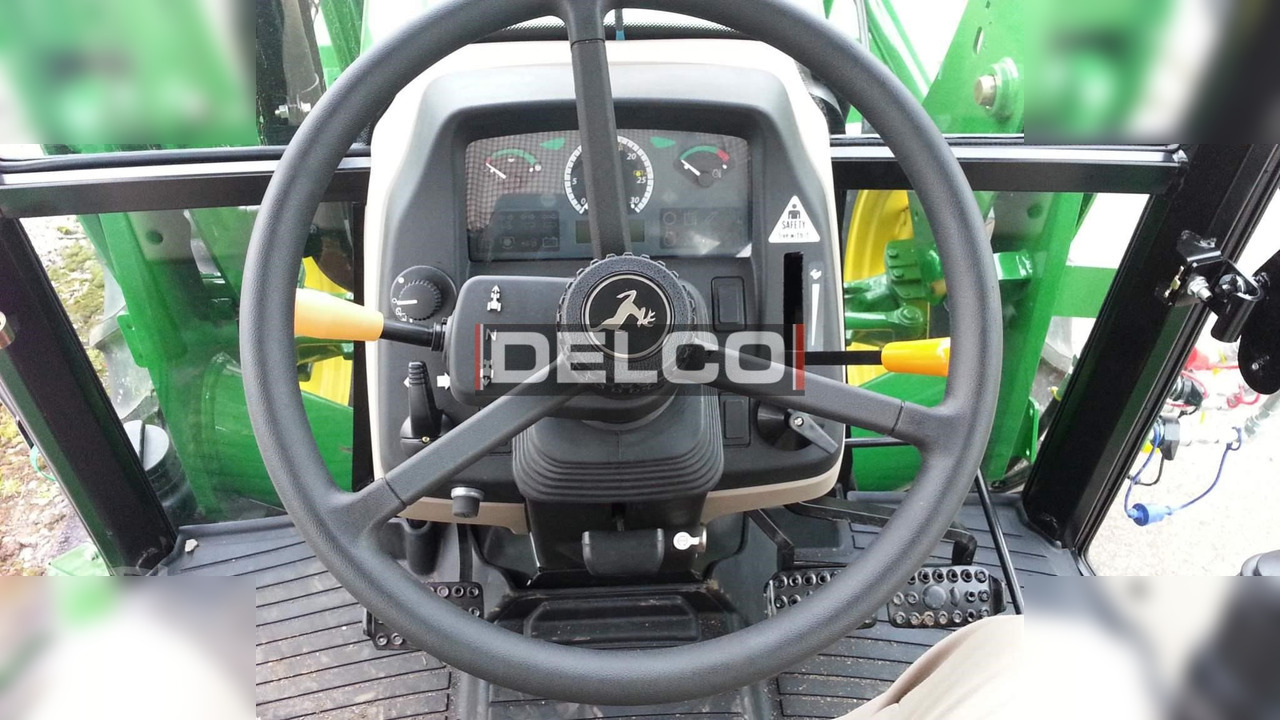 JOHN DEERE 5075E - Traktor: slika 4 JOHN DEERE 5075E - Traktor: slika 4