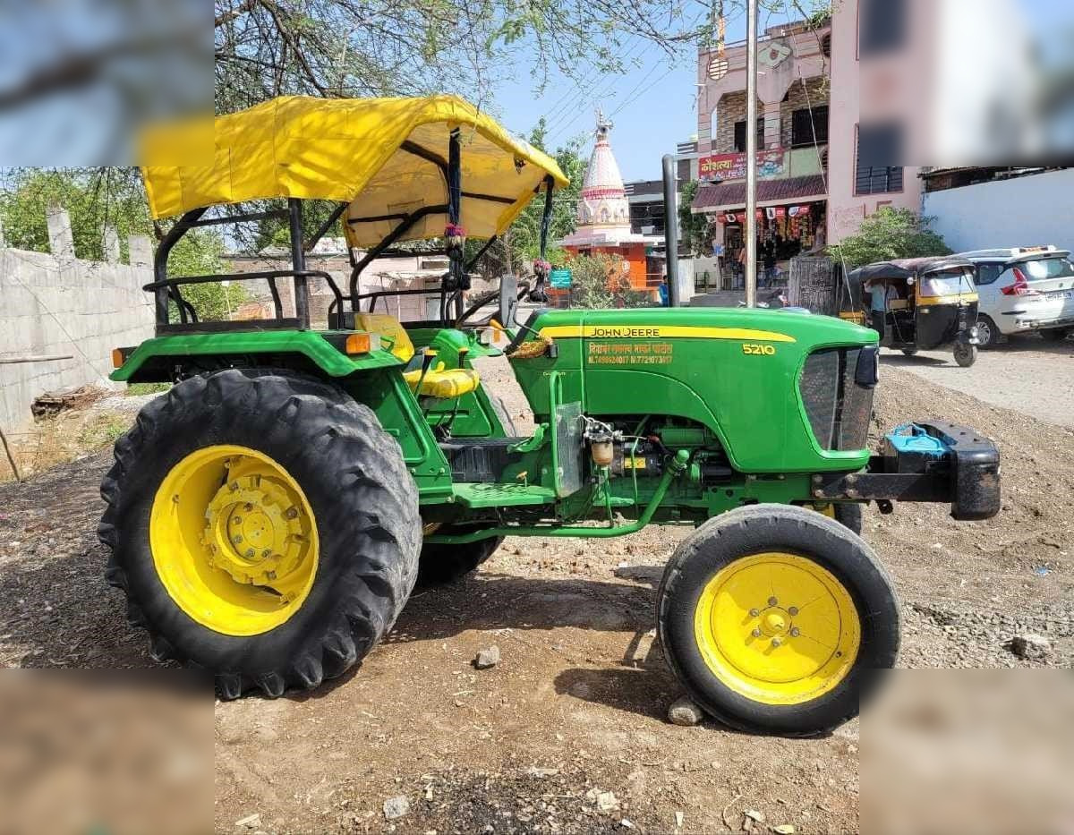 JOHN DEERE 5210 - Traktor: slika 1 JOHN DEERE 5210 - Traktor: slika 1