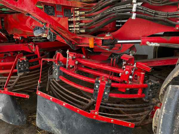 Grimme REXOR 6300 Platinum - Kombajn za repu: slika 5 Grimme REXOR 6300 Platinum - Kombajn za repu: slika 5