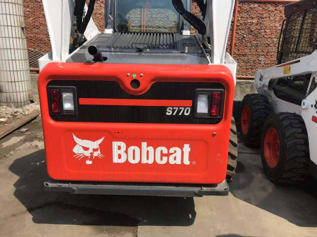 Bobcat 750 - Mini utovarivač: slika 1 Bobcat 750 - Mini utovarivač: slika 1