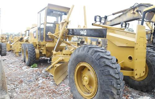 CAT 14 G - Grejder: slika 1 CAT 14 G - Grejder: slika 1