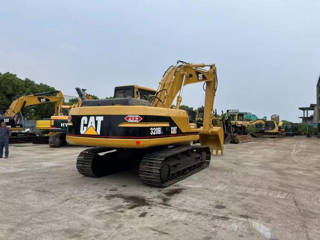 CAT 320BL - Bager guseničar: slika 3 CAT 320BL - Bager guseničar: slika 3