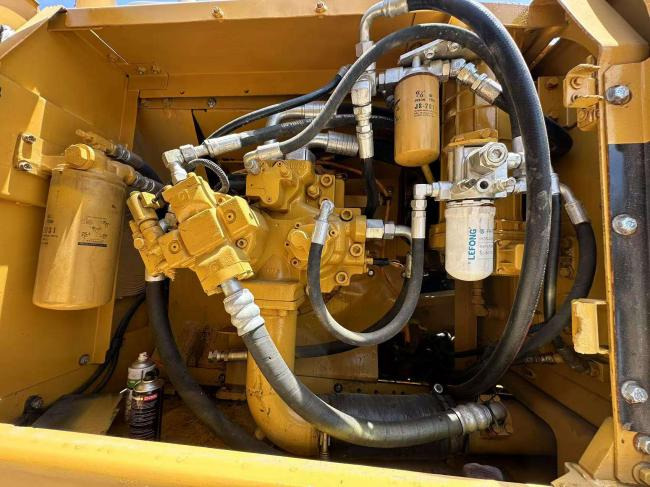 CAT 336D - Bager guseničar: slika 5 CAT 336D - Bager guseničar: slika 5