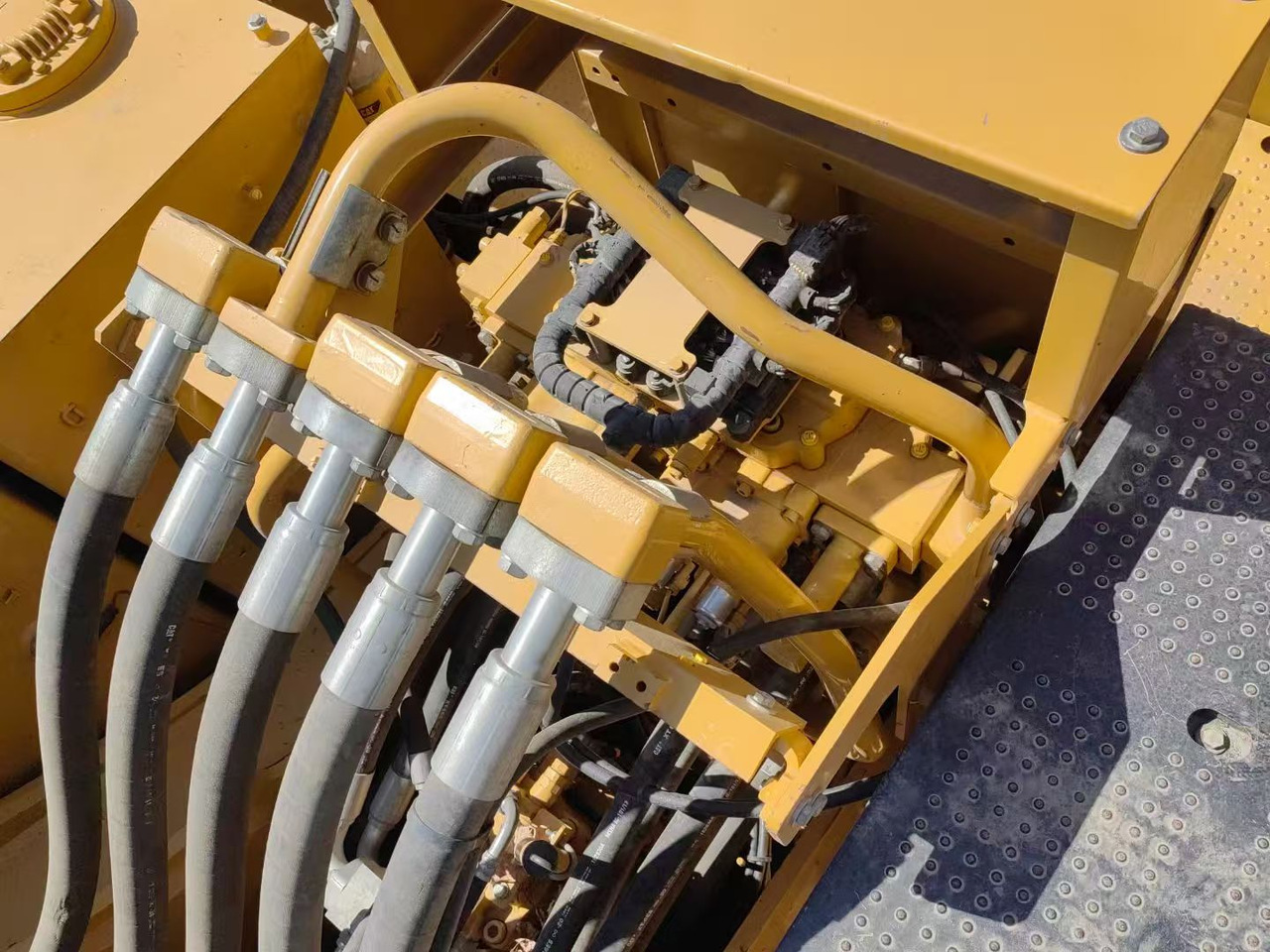 CAT 390F - Bager guseničar: slika 3 CAT 390F - Bager guseničar: slika 3