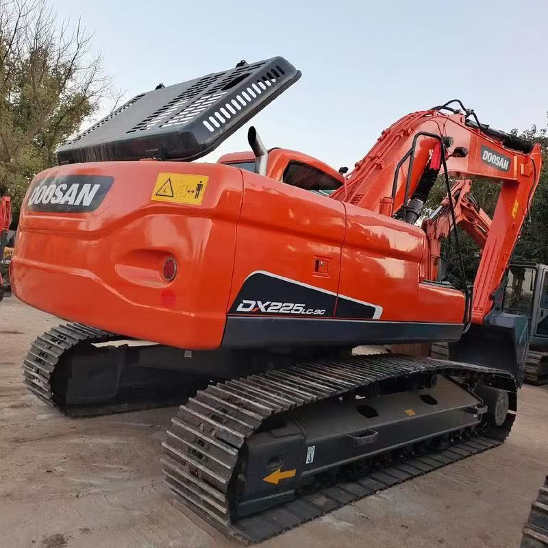Doosan DX225 - Bager guseničar: slika 1 Doosan DX225 - Bager guseničar: slika 1