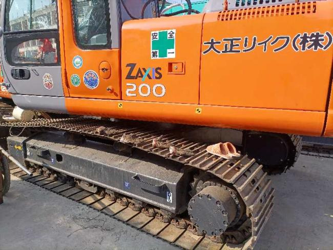 Hitachi zaxis 200 - Bager guseničar: slika 2 Hitachi zaxis 200 - Bager guseničar: slika 2