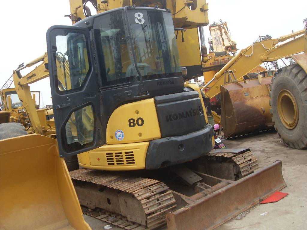 Komatsu PC80 - Mini bager: slika 1 Komatsu PC80 - Mini bager: slika 1