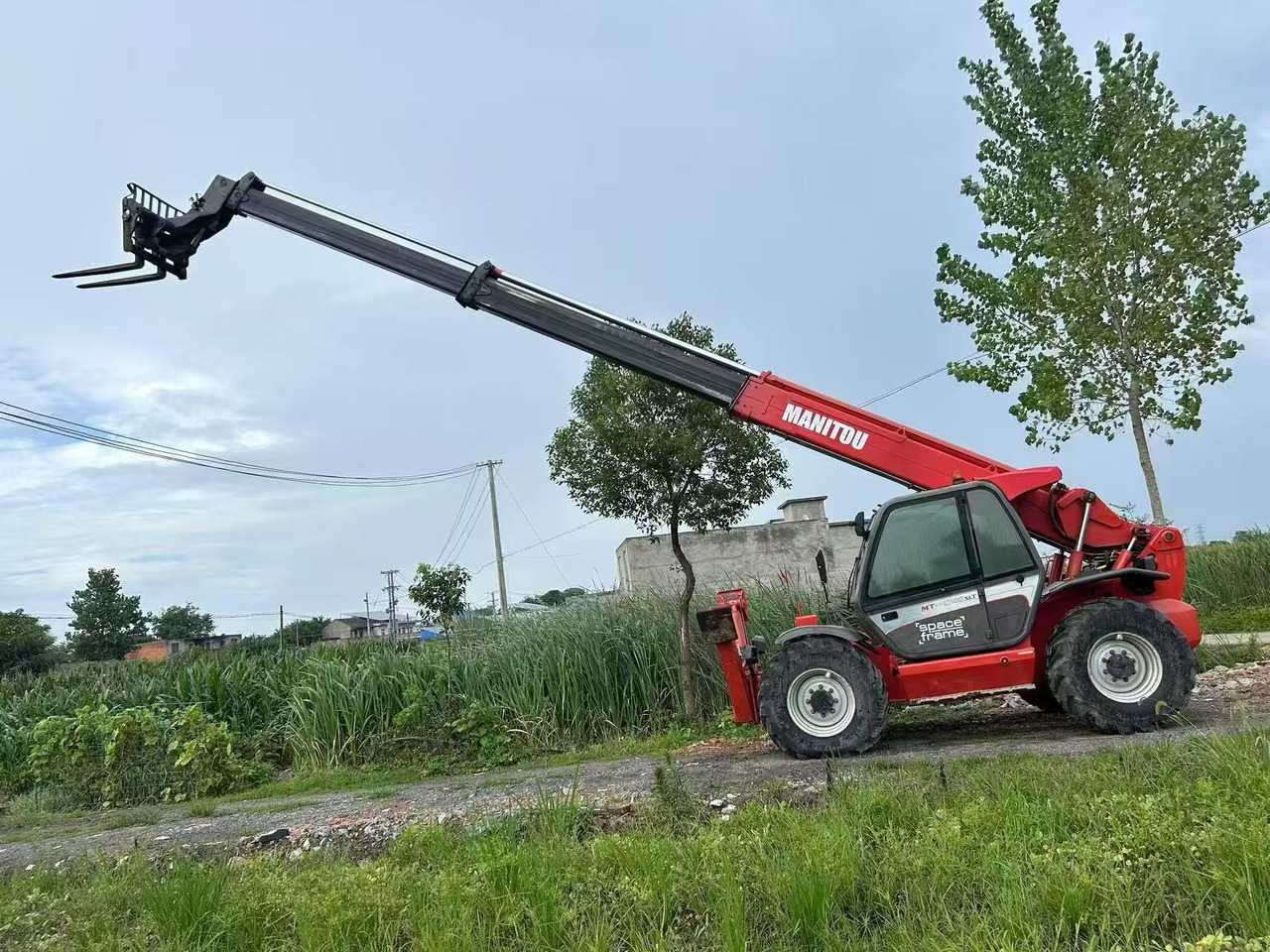 MANITOU MT-1740 - Teleskopska platforma: slika 2 MANITOU MT-1740 - Teleskopska platforma: slika 2