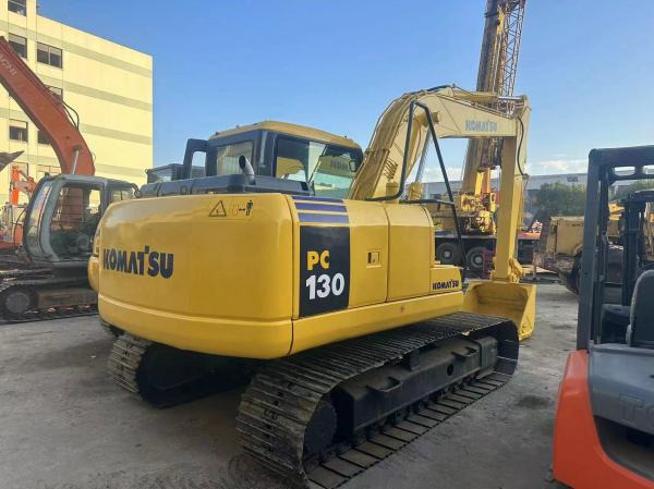 Bager guseničar komatsu pc130: slika 1