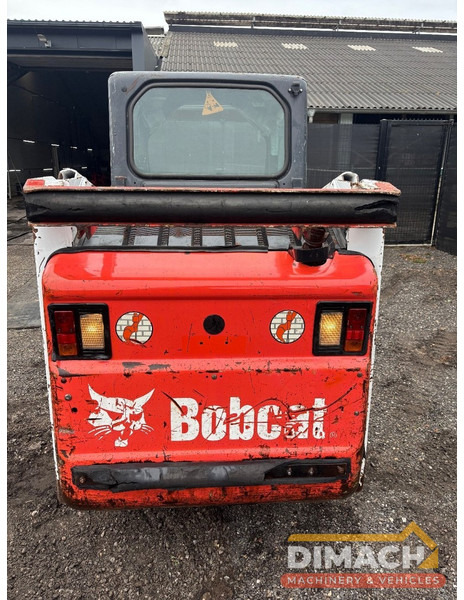 Bobcat S130 - Mini utovarivač: slika 4 Bobcat S130 - Mini utovarivač: slika 4