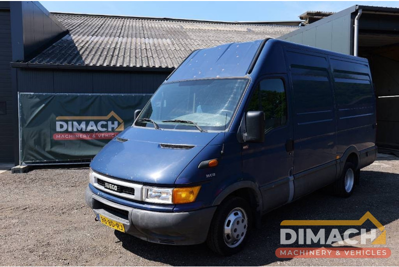 Iveco Daily 35C L2H2 luchtgeremd - Furgon: slika 1 Iveco Daily 35C L2H2 luchtgeremd - Furgon: slika 1