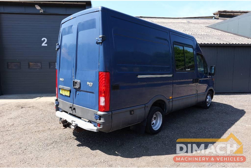 Iveco Daily 35C L2H2 luchtgeremd - Furgon: slika 2 Iveco Daily 35C L2H2 luchtgeremd - Furgon: slika 2