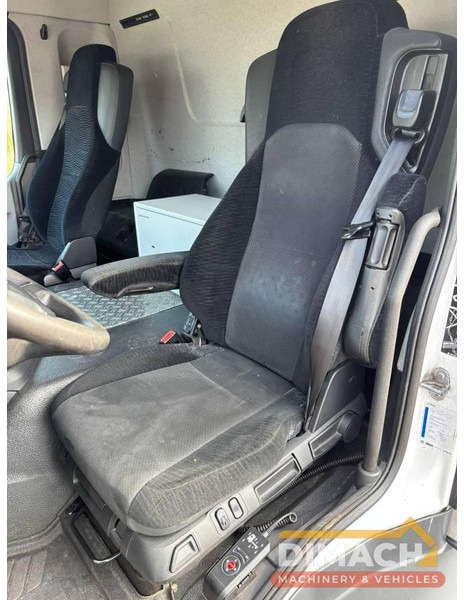 Mercedes-Benz Actros 1833 4x2 - aanhanger koffer, Euro 6 - Kamion sa zatvorenim sandukom: slika 4 Mercedes-Benz Actros 1833 4x2 - aanhanger koffer, Euro 6 - Kamion sa zatvorenim sandukom: slika 4