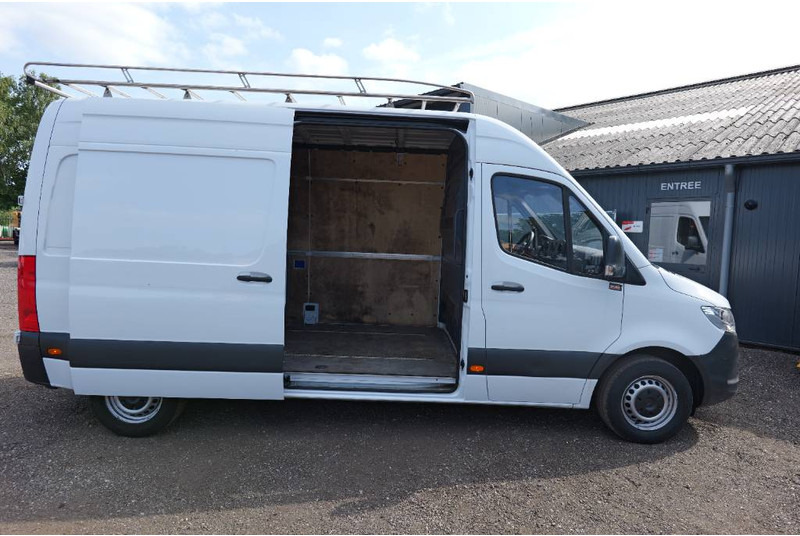 Mercedes-Benz Sprinter 314 CDI L2H2 MBUX Like new! imperial - Dostavno vozilo sa zatvorenim sandukom: slika 3 Mercedes-Benz Sprinter 314 CDI L2H2 MBUX Like new! imperial - Dostavno vozilo sa zatvorenim sandukom: slika 3