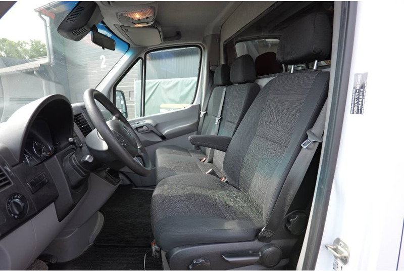 Mercedes-Benz Sprinter 316 CDI 2.2 automaat airco euro 6 L1H1 - Furgon: slika 5 Mercedes-Benz Sprinter 316 CDI 2.2 automaat airco euro 6 L1H1 - Furgon: slika 5