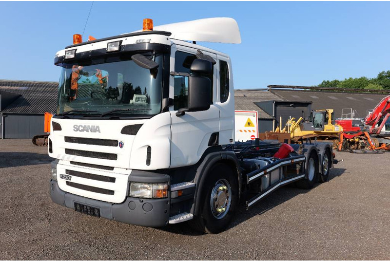 Scania P 230 Euro 5 6x2*4 TOP!! Retarder right hand steer - Kamion sa golom šasijom i zatvorenom kabinom: slika 1 Scania P 230 Euro 5 6x2*4 TOP!! Retarder right hand steer - Kamion sa golom šasijom i zatvorenom kabinom: slika 1