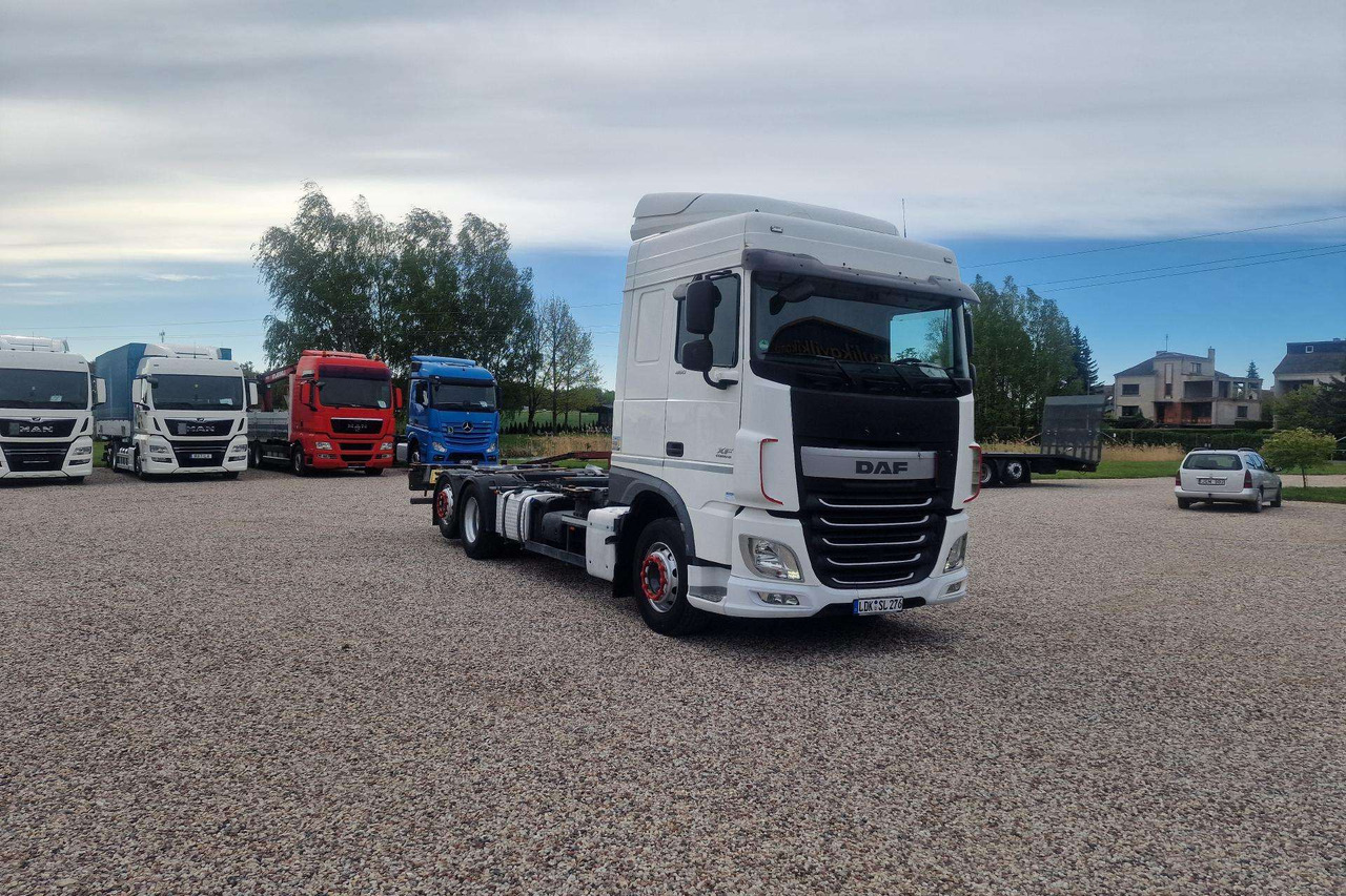DAF XF 460 - Kamion za prevoz kontejnera/ Kamion sa promenjivim sandukom: slika 1 DAF XF 460 - Kamion za prevoz kontejnera/ Kamion sa promenjivim sandukom: slika 1