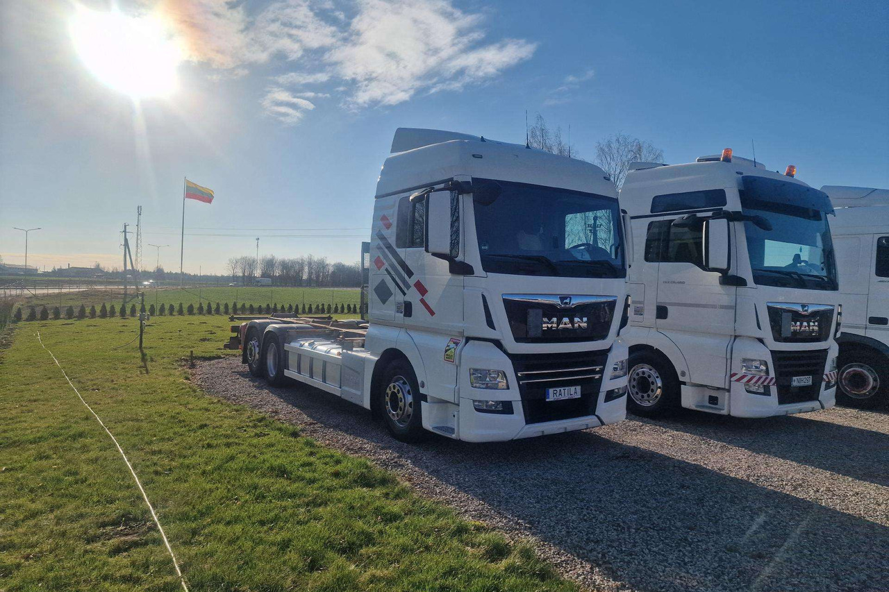 MAN TGX 26.420 - Kamion za prevoz kontejnera/ Kamion sa promenjivim sandukom: slika 1 MAN TGX 26.420 - Kamion za prevoz kontejnera/ Kamion sa promenjivim sandukom: slika 1