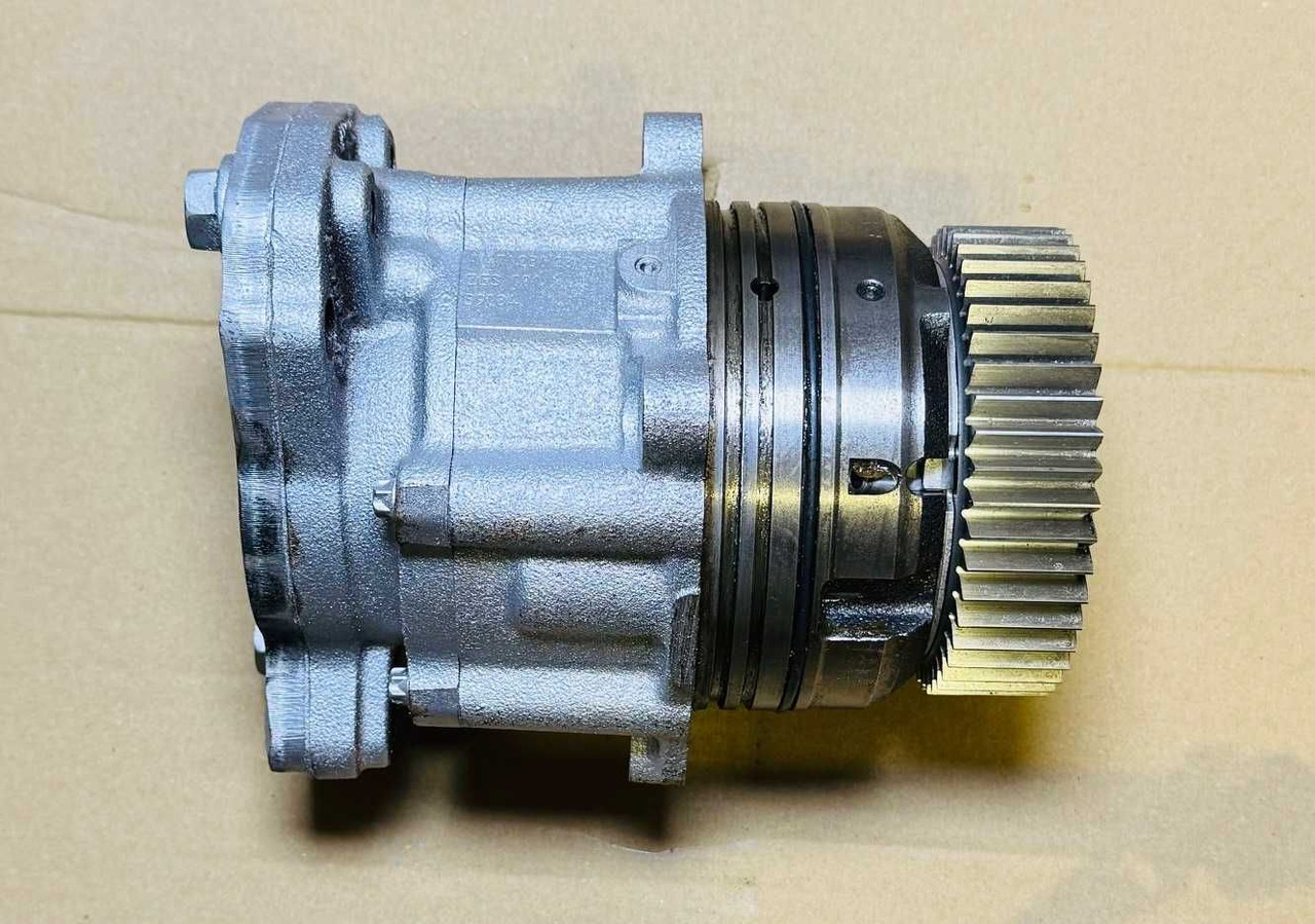 Mercedes PRZYSTAWKA odbioru mocy PTO pompy hydrauliki Setra Class 470 - Rezervni deo za Kamion: slika 3 Mercedes PRZYSTAWKA odbioru mocy PTO pompy hydrauliki Setra Class 470 - Rezervni deo za Kamion: slika 3