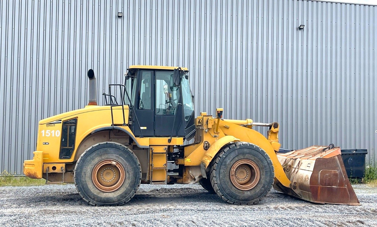 CAT 962H - Utovarivač točkaš: slika 2 CAT 962H - Utovarivač točkaš: slika 2