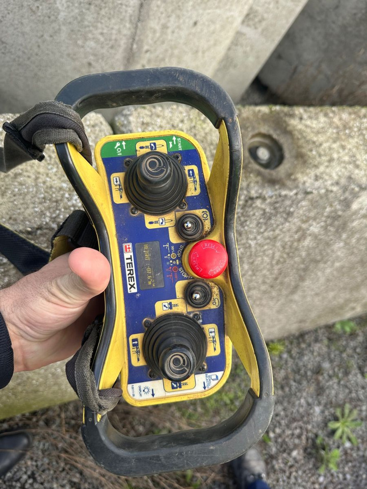 Terex COMEDIL CTT162-8 RADIO FUNK+LIFT GEDATOP ZUSTAND - Toranjski kran: slika 4 Terex COMEDIL CTT162-8 RADIO FUNK+LIFT GEDATOP ZUSTAND - Toranjski kran: slika 4