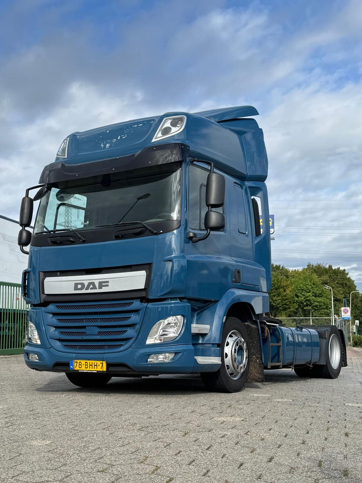 DAF CF 400 / Bj. 2016 / Euro 6 / Automaat - Tegljač: slika 2 DAF CF 400 / Bj. 2016 / Euro 6 / Automaat - Tegljač: slika 2