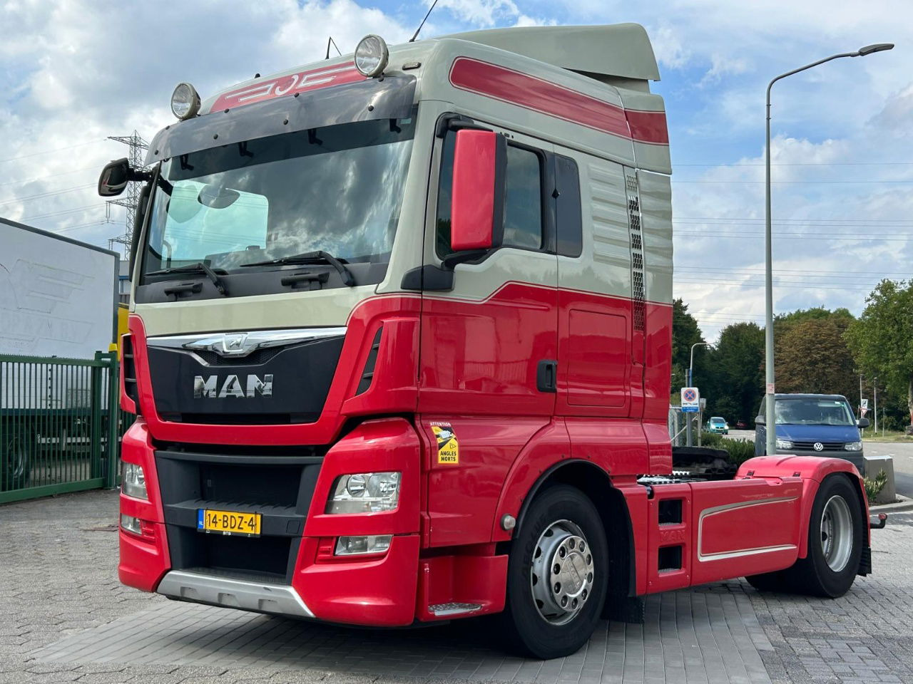 MAN TGX / bj. 2014 / automaat, 12v / APK - Tegljač: slika 2 MAN TGX / bj. 2014 / automaat, 12v / APK - Tegljač: slika 2