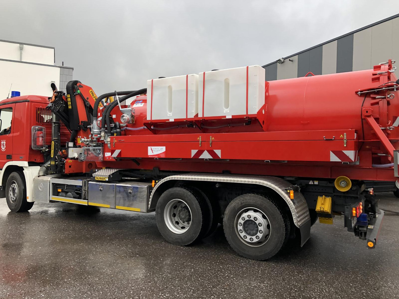 Abrollcontainer 10m³ Feuerwehr Wassertank - Abrol kontejner: slika 1 Abrollcontainer 10m³ Feuerwehr Wassertank - Abrol kontejner: slika 1