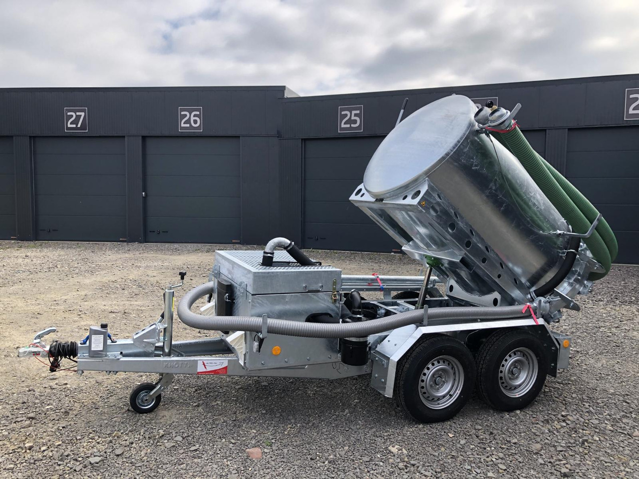 M-Vac 1,8m³ *Kippbar* Vakuum-Saugsystem / Saugfass / Sauganhänger / Saughänger M-Vac Reinigungskit - Vakuumska cisterna: slika 1 M-Vac 1,8m³ *Kippbar* Vakuum-Saugsystem / Saugfass / Sauganhänger / Saughänger M-Vac Reinigungskit - Vakuumska cisterna: slika 1
